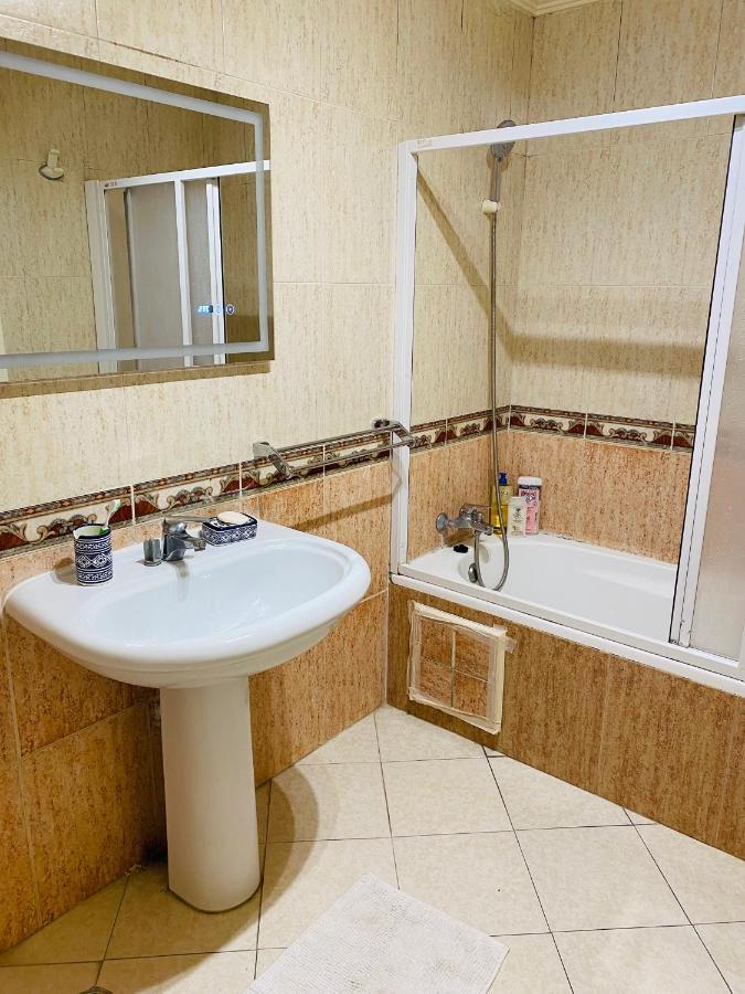 Appartement Spacieux Et Agreable Tanger Exteriör bild